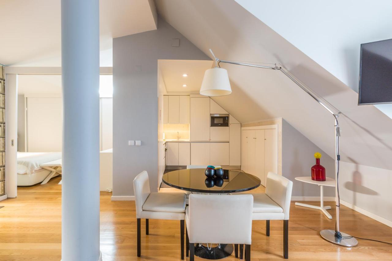 Flh Baixa-Chiado Library Loft Lägenhet Lisboa Exteriör bild